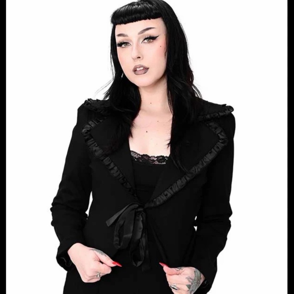 Foxblood Ophelia Cropped Blazer